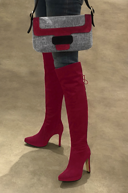 Pebble grey, burgundy red and matt black women's dress handbag, matching pumps and belts. Worn view - Florence KOOIJMAN